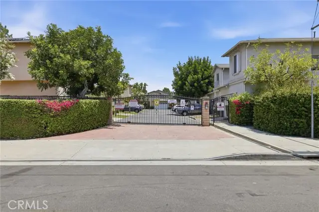 9300 Burnet Avenue  #122, North Hills, CA 91343 - #3