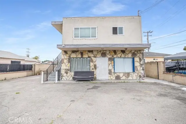 608 Central Avenue, Santa Ana, CA 92707 - #3