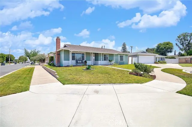 393 Clinton, Orange, CA 92867 - #3