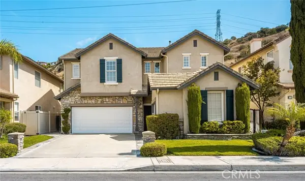 7565 Crown Pkwy, Orange, CA 92867