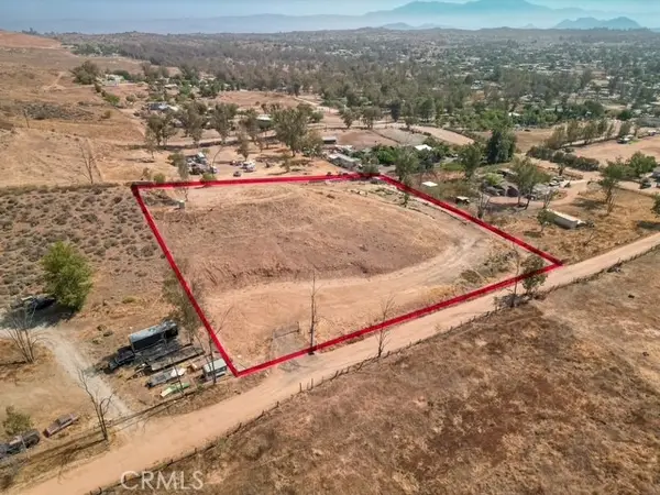 21588 Mundo, Perris, CA 92570