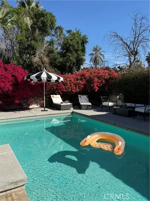 526 Calle Palo Fierro, Palm Springs, CA 92264