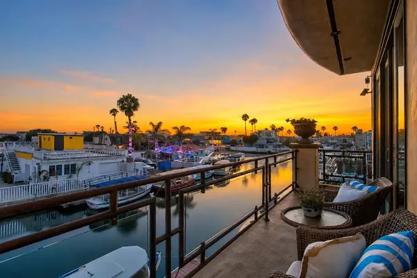 16735 Bayview Drive, Huntington Beach, CA 92649