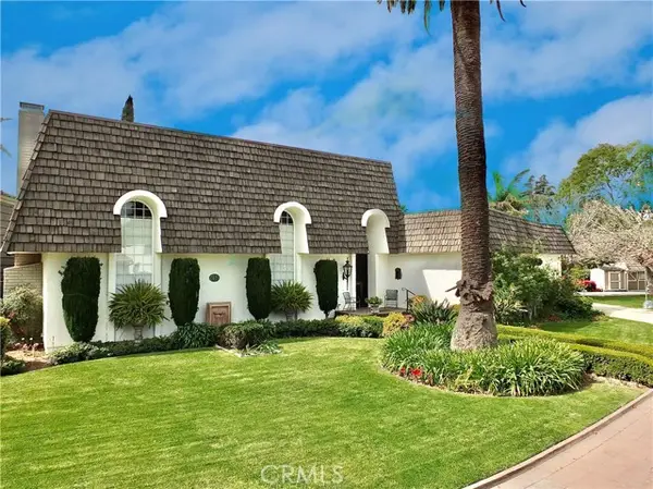 42 La Linda, Long Beach, CA 90807