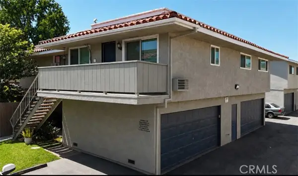 2423 Deodar, Santa Ana, CA 92705