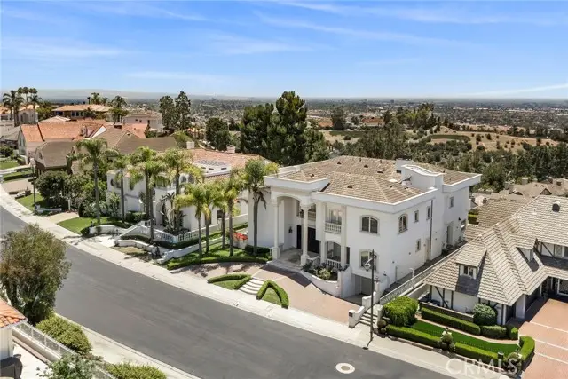 2858 Chauncey Lane, Orange, CA 92867 - #1