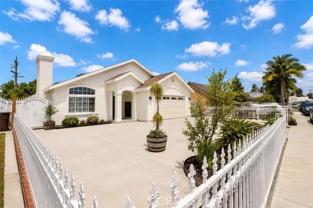 10052 Larson Ave, Garden Grove, CA 92843 - #2