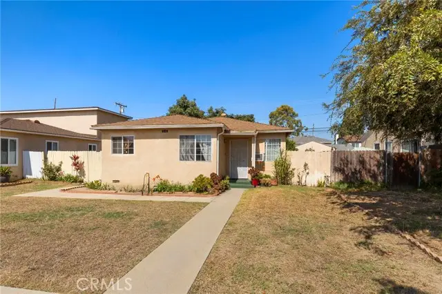 2725 Adriatic Avenue, Long Beach, CA 90810 - #2