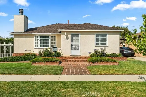 2000 Britton, Long Beach, CA 90815