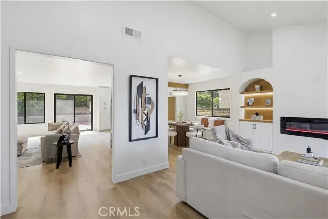 155 Lincoln, Orange, CA 92866 - #3