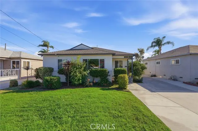 9138 Rendalia, Bellflower, CA 90706 - #1