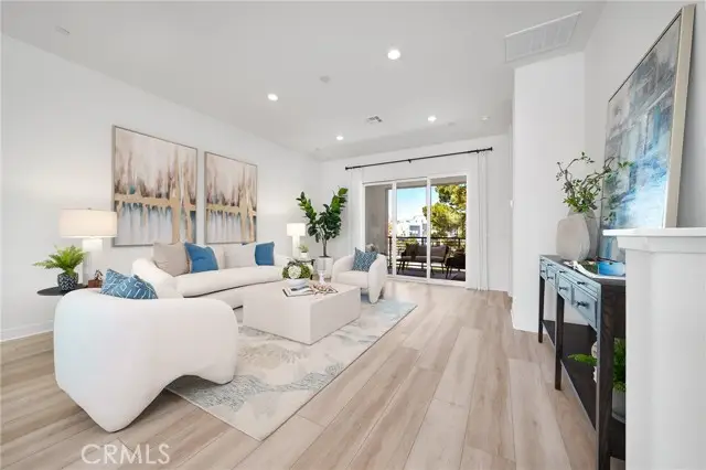 127 Biome, Irvine, CA 92618 - #2