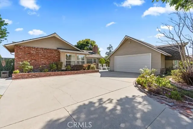 2732 Mainway, Los Alamitos, CA 90720 - #2