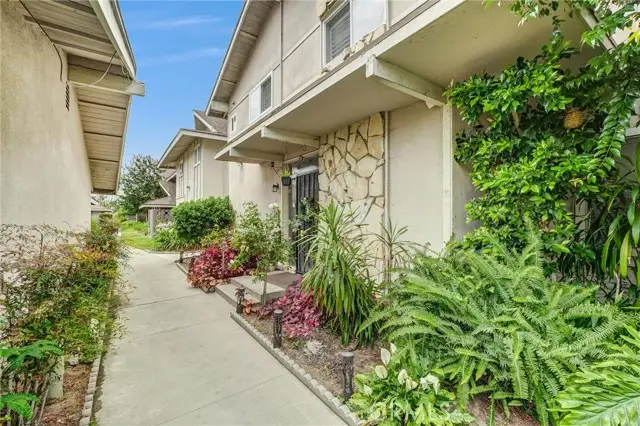 10761 Magnolia Avenue  #101, Anaheim, CA 92804 - #2
