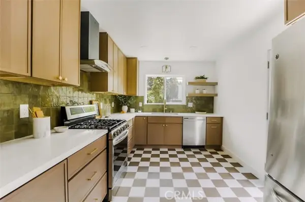 6202 Wardlow, Long Beach, CA 90808