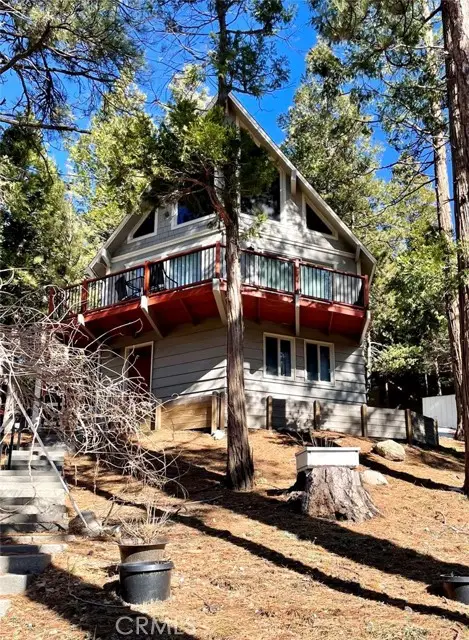 521 Grass Valley Road, Lake Arrowhead, CA 92352