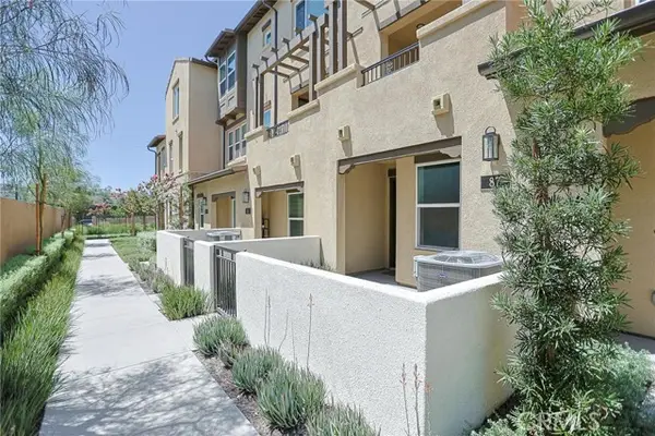 295 Vista Drive #87, La Habra, CA 90631
