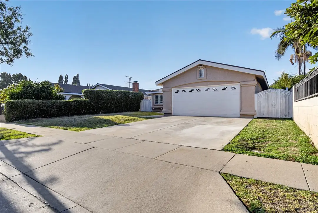 6743 Agra St., Los Angeles, CA 90040 - #1