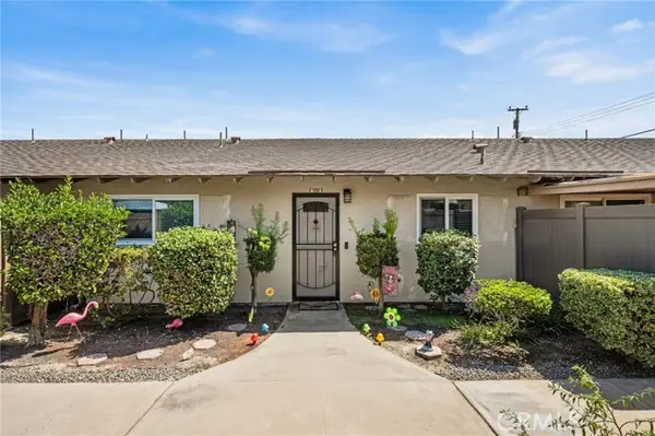 3139 E. Chapman Ave Avenue  #12B, Orange, CA 92869