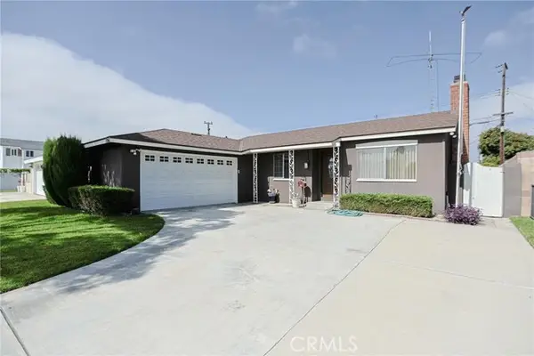 15261 Columbia, Huntington Beach, CA 92647