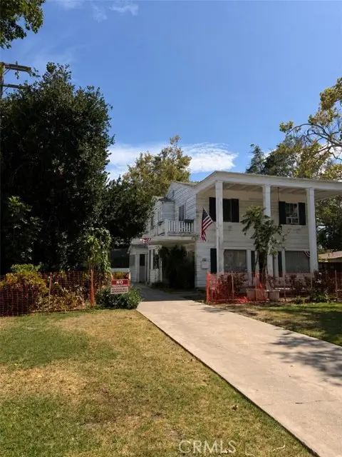 1532 4th, Santa Ana, CA 92701