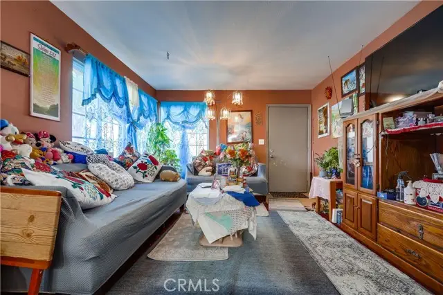 1813 Cedar, Santa Ana, CA 92707 - #3