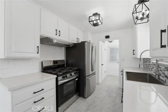 11512 213th, Lakewood, CA 90715 - #3
