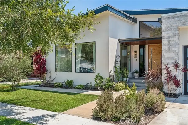 6840 10th Street, Long Beach, CA 90815 - #3