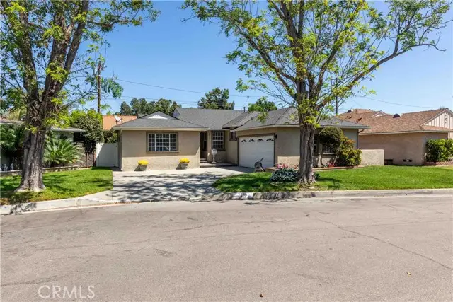 7811 Adoree, Downey, CA 90242 - #1