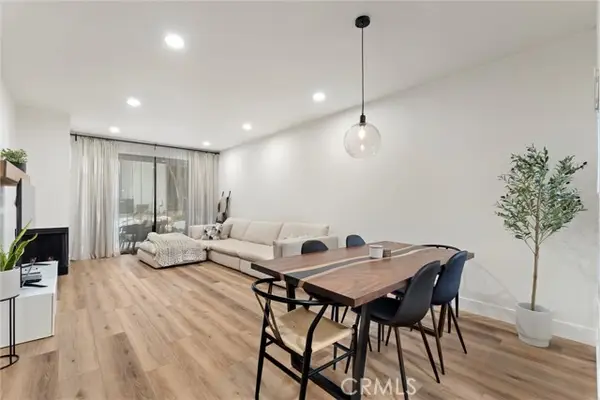 2504 Macarthur Boulevard  #I, Santa Ana, CA 92704