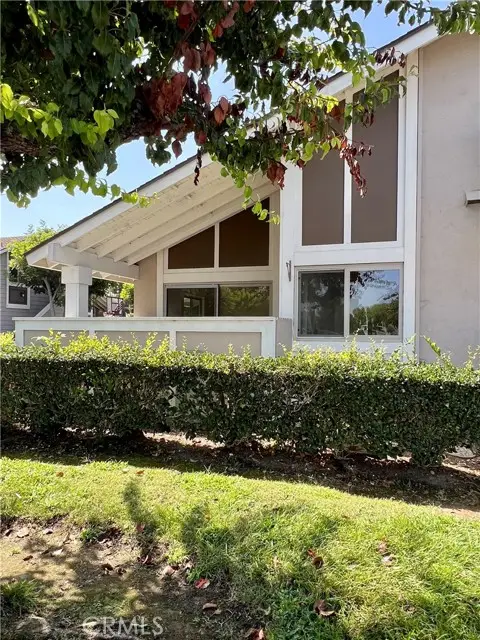 6712 Sun Drive  #A, Huntington Beach, CA 92647