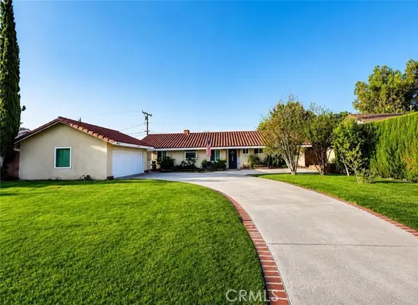 702 Cumberland, Orange, CA 92865