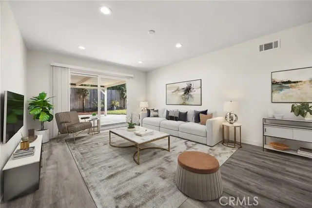 369 San Juan Way, La Canada Flintridge, CA 91011 - #1