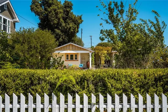 349 Pine, Orange, CA 92866 - #3
