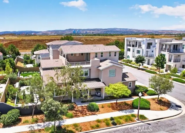 168 Crossover, Irvine, CA 92618 - #2
