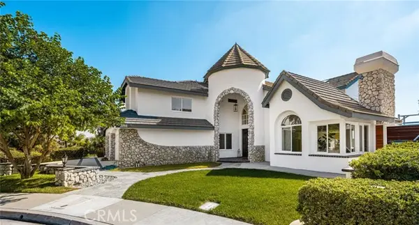 1086 Castlerock, Santa Ana, CA 92705