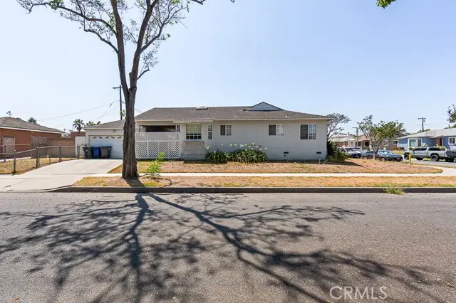 5876 Denmead, Lakewood, CA 90713 - #3
