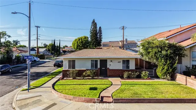 12135 186th, Artesia, CA 90701 - #1