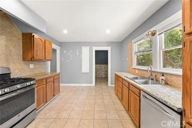 316 Newell Place, Fullerton, CA 92832 - #2