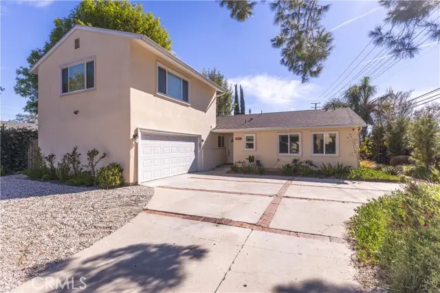 18816 Superior St, Northridge, CA 91324 - #2