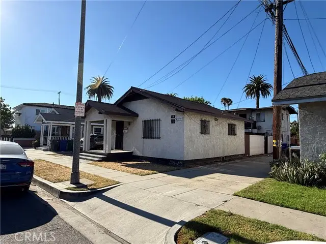 1045 New York, Long Beach, CA 90813 - #2