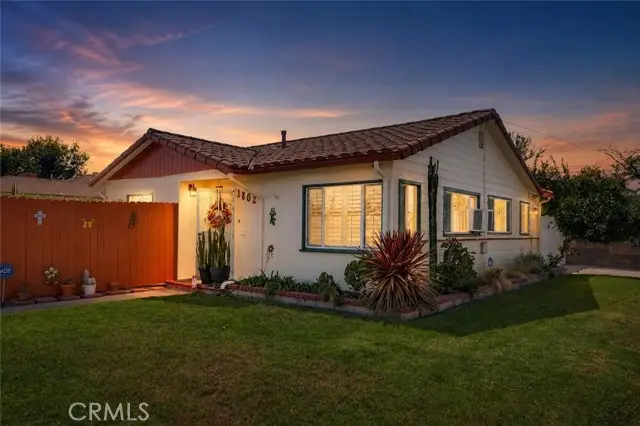 1802 53rd, Long Beach, CA 90805 - #1