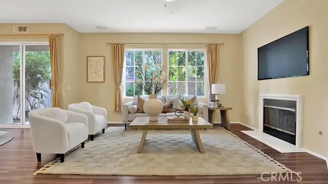 933 Somerville, Irvine, CA 92620 - #3