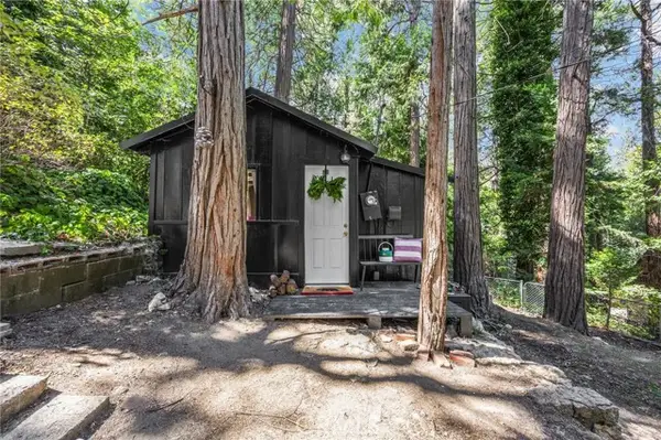 23786 Wildwood, Crestline, CA 92325