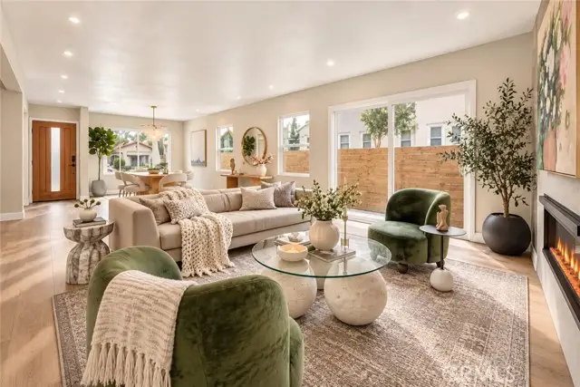 1744 Genesee Ave, Los Angeles, CA 90019 - #1