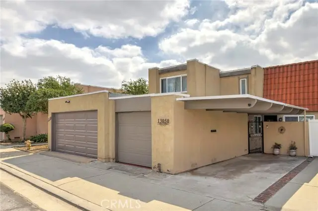13050 Thoroughbred Way, Whittier, CA 90601 - #1