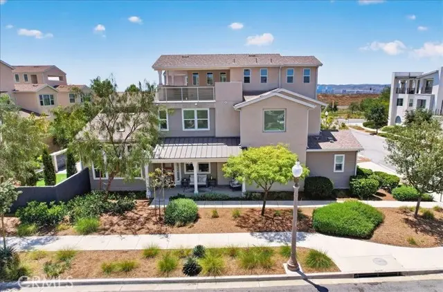 168 Crossover, Irvine, CA 92618 - #1