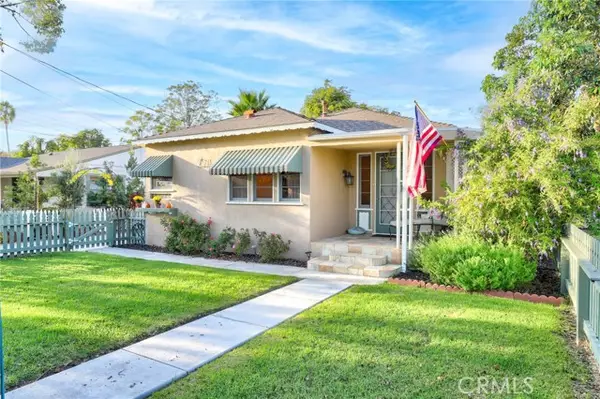 743 Washington, Orange, CA 92866