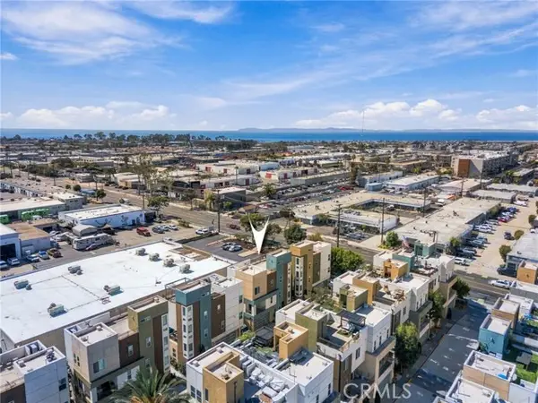 797 Leeward, Costa Mesa, CA 92627