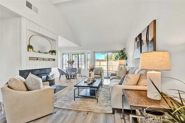 25 Clover Hill Lane  #106, Laguna Hills, CA 92653 - #2